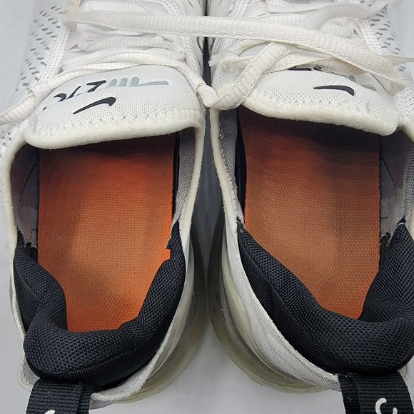 Nike Air Max 270 Mens Size 11 White Black Running Athletic Shoes AH8050-100 main image 14